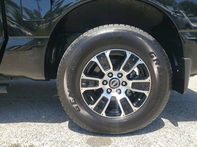 2024 Nissan TITAN Crew Cab SV