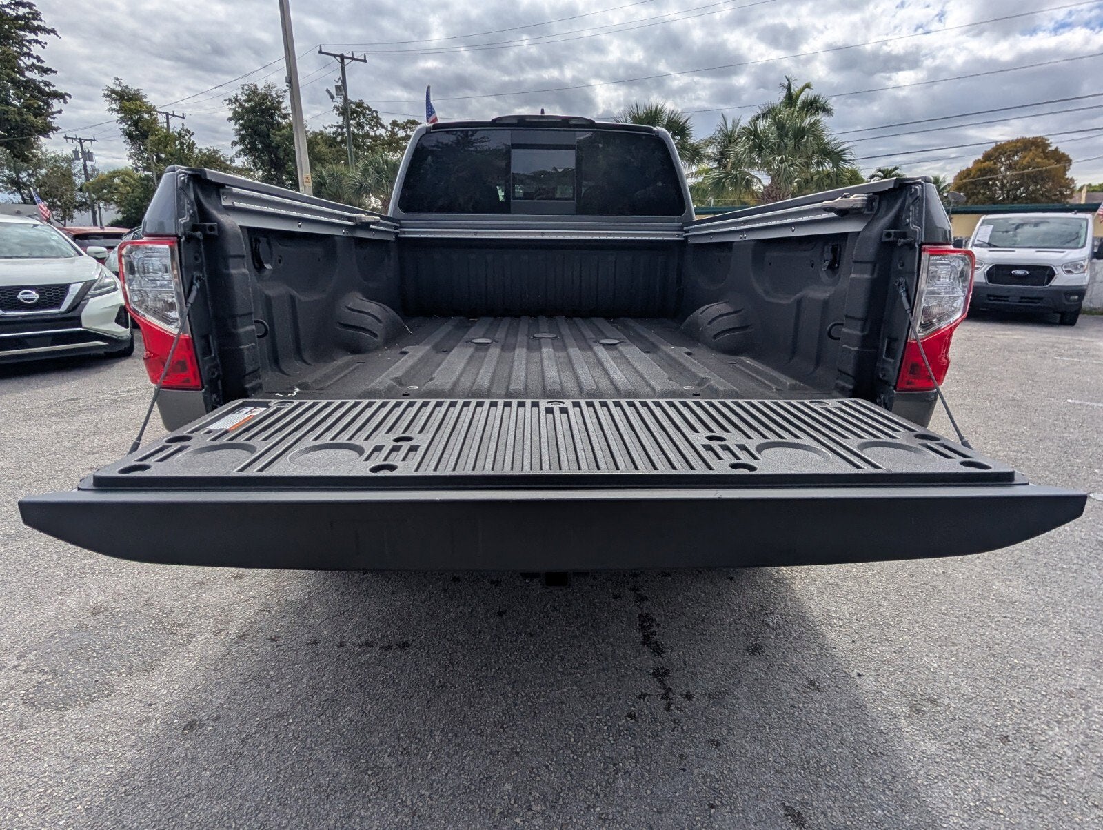 2024 Nissan Titan XD Crew Cab SV