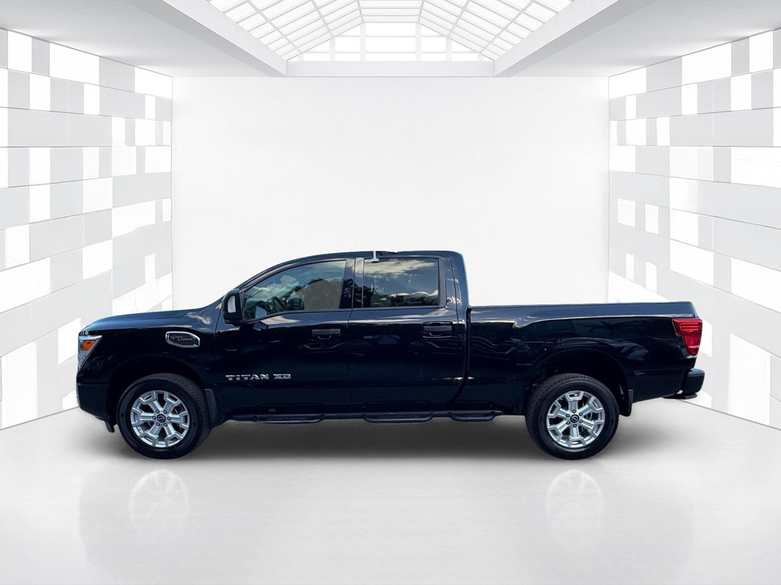 2024 Nissan Titan XD Crew Cab SV