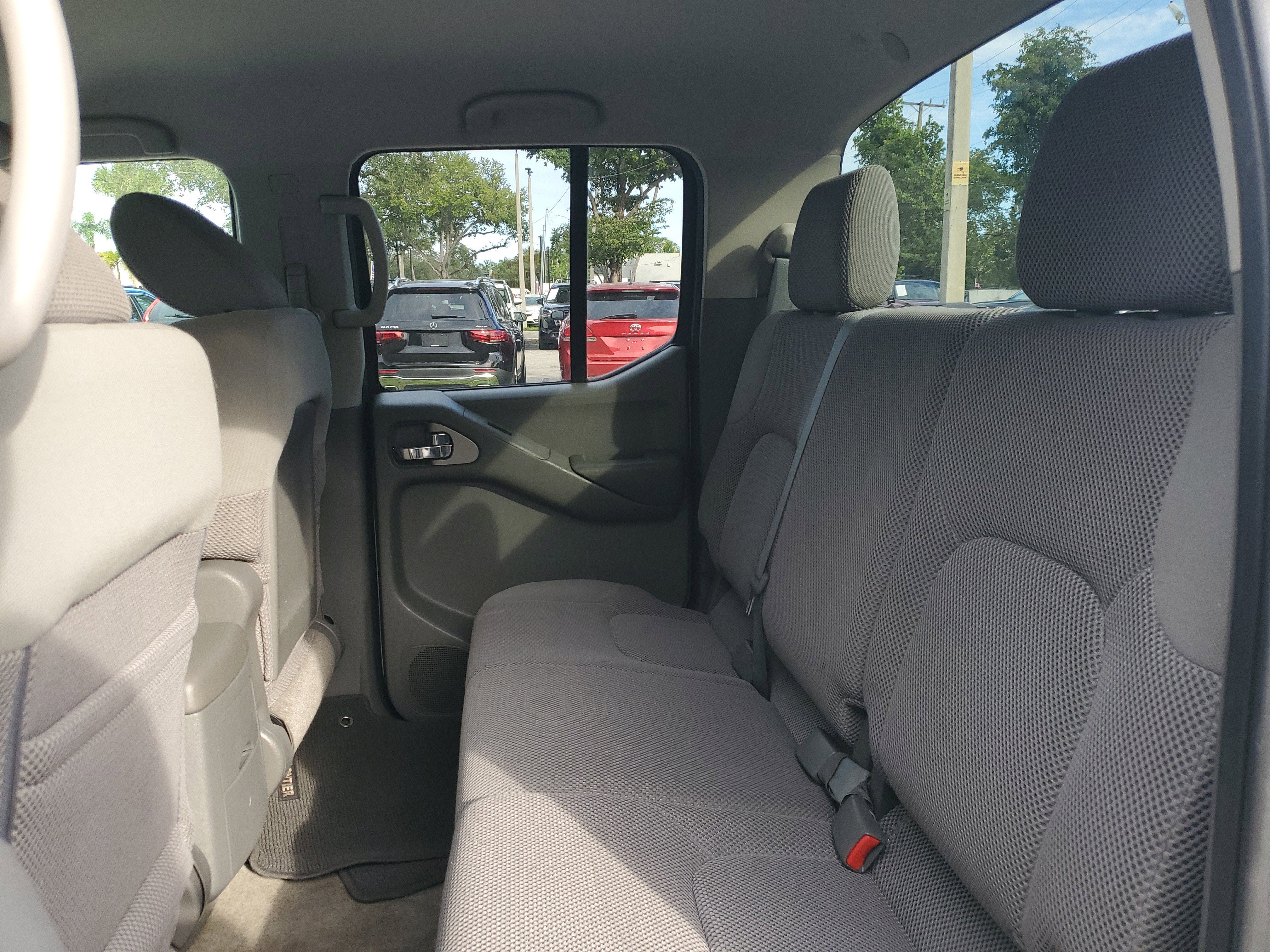 2011 Nissan Frontier SV