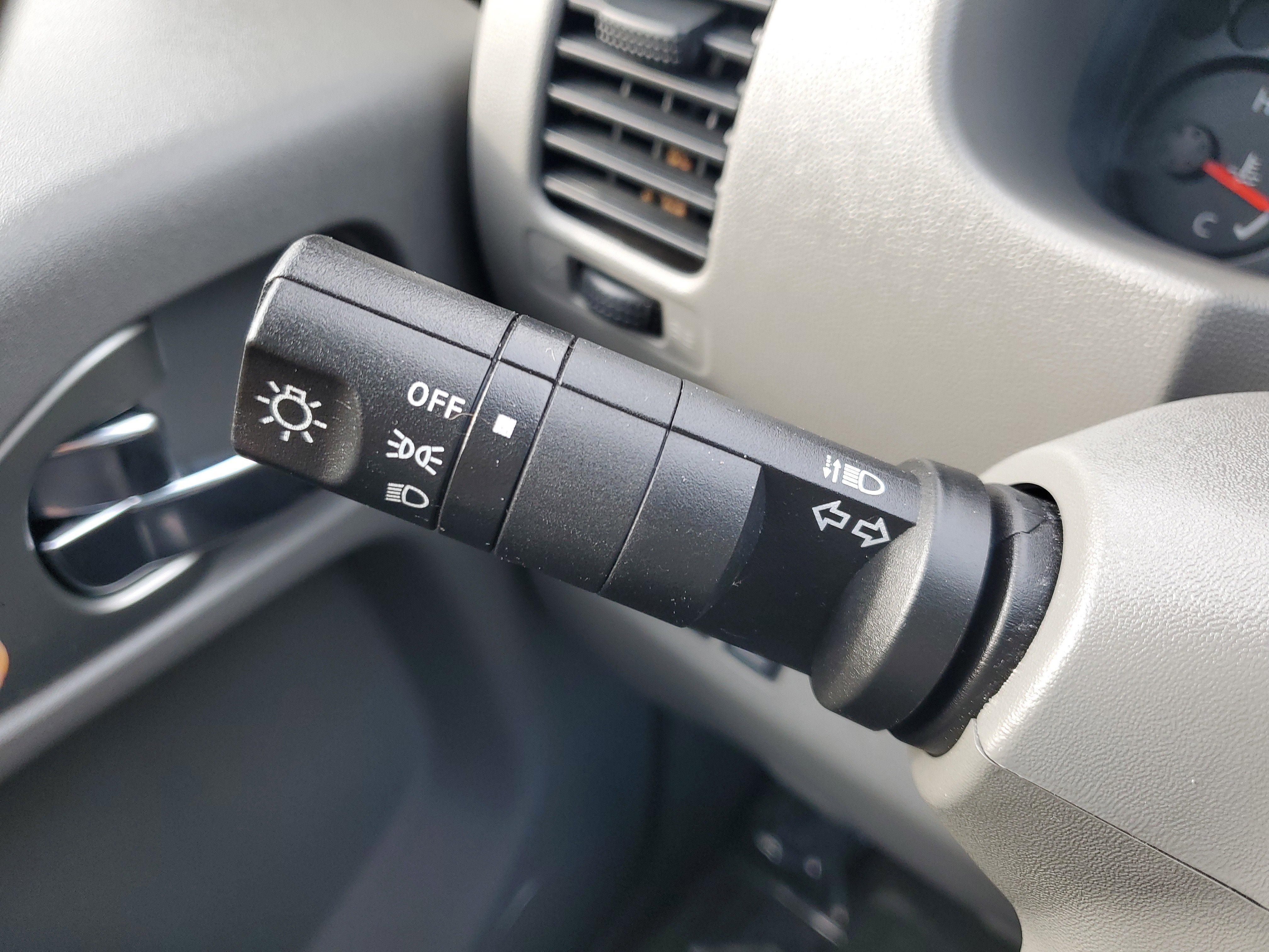 2011 Nissan Frontier SV