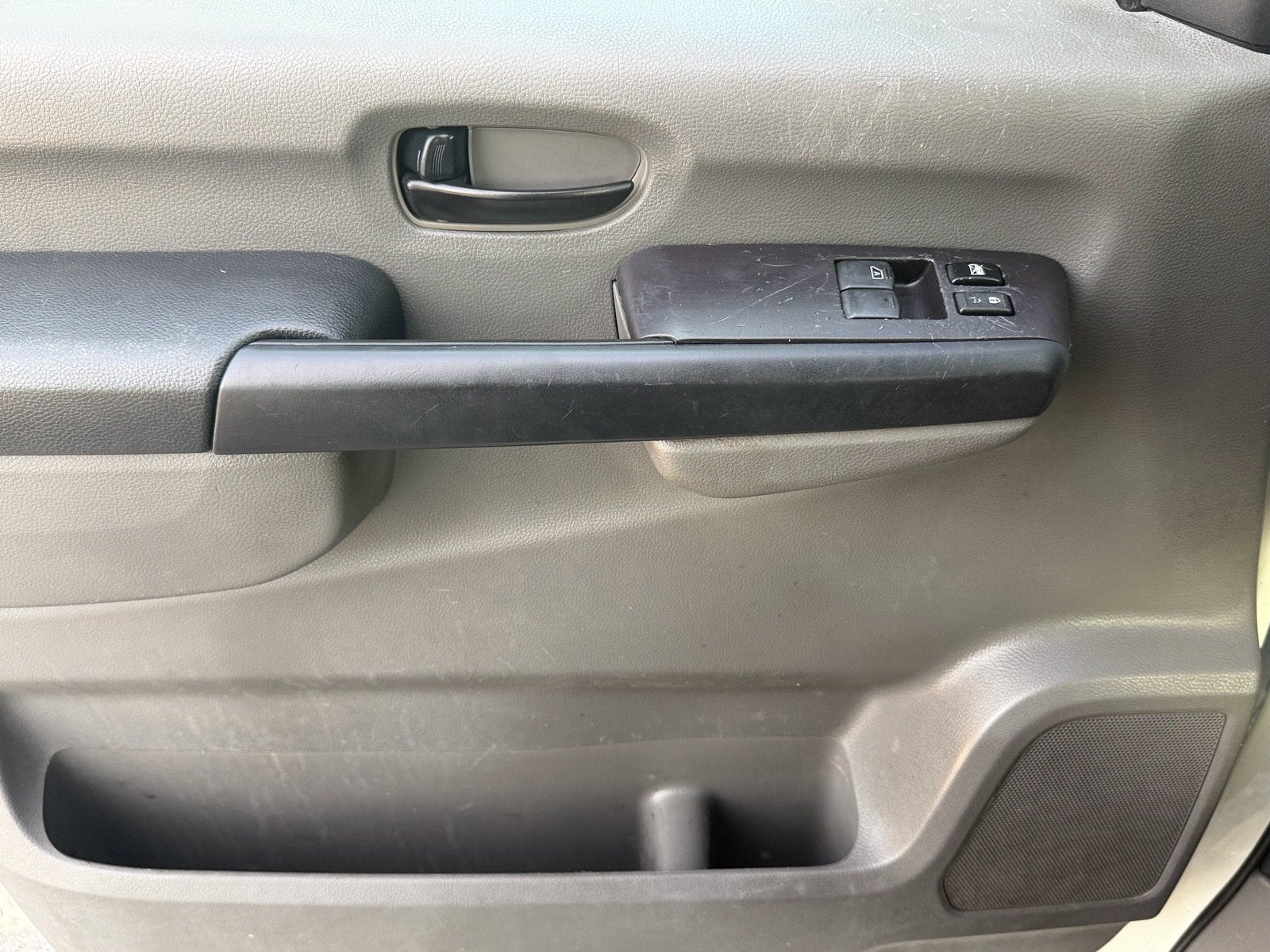 2015 Nissan NV S