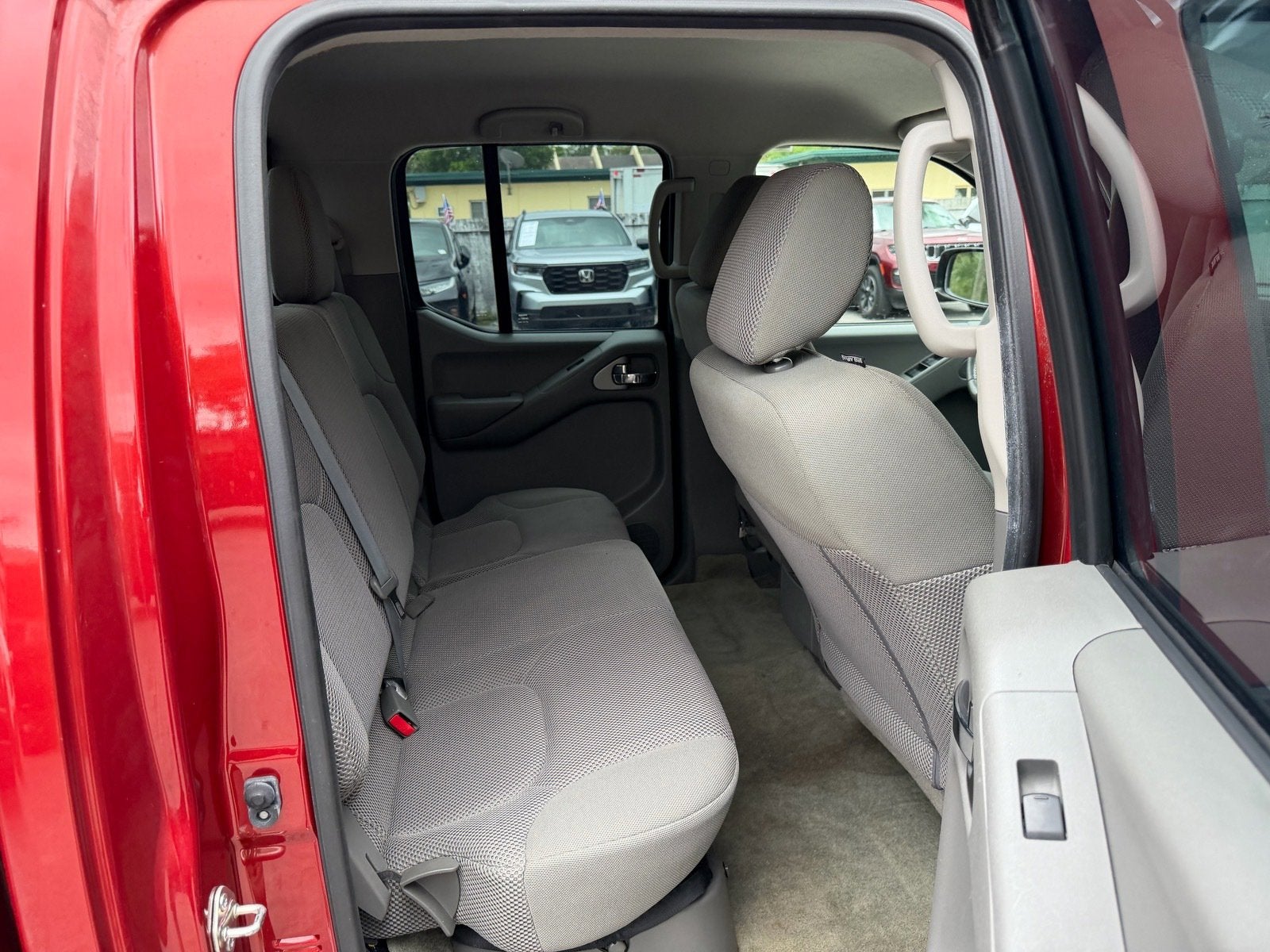 2017 Nissan Frontier SV V6