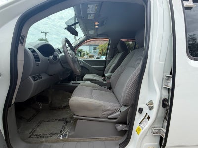 2017 Nissan Frontier SV V6