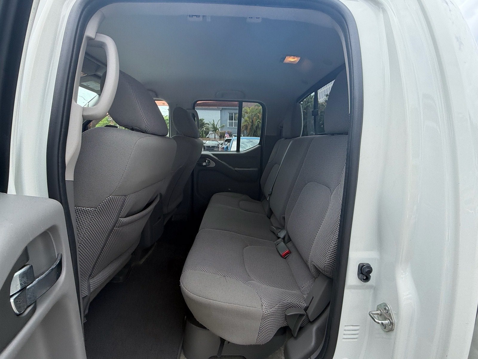 2017 Nissan Frontier SV V6