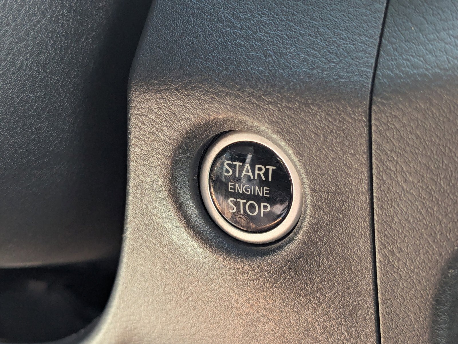 2024 Nissan Frontier King Cab® SV