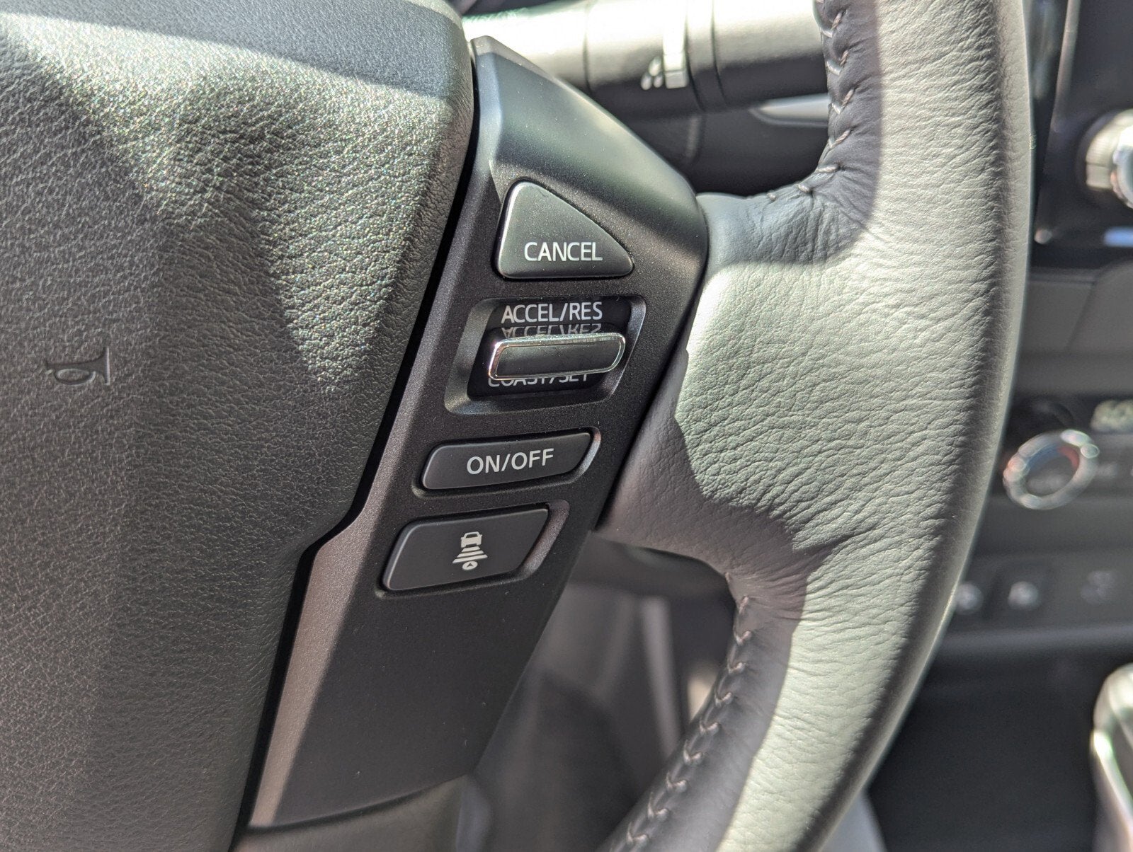 2024 Nissan Frontier King Cab® SV