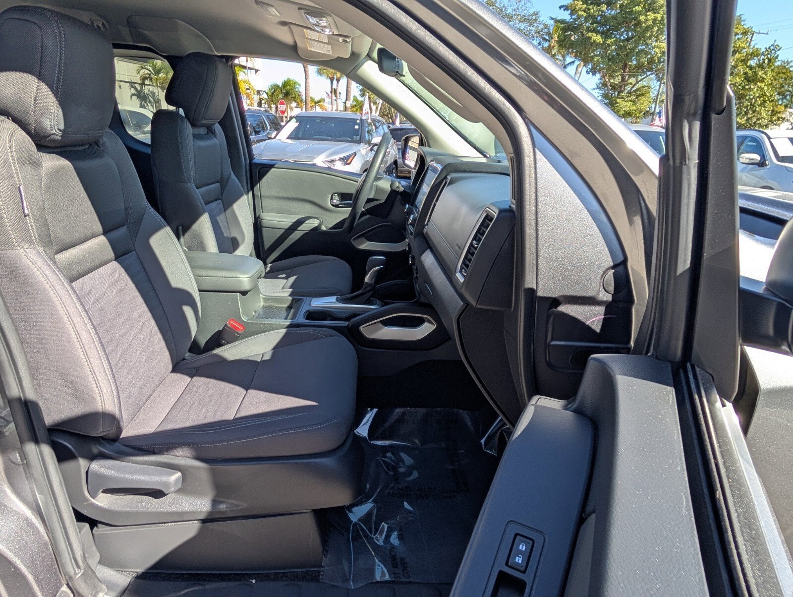 2024 Nissan Frontier King Cab® SV