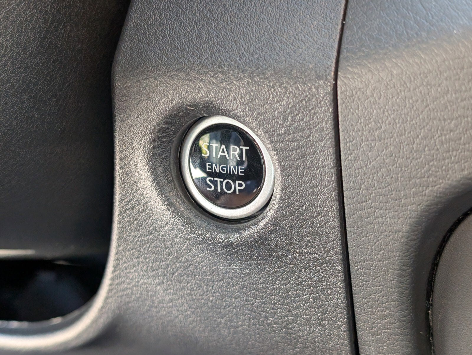 2024 Nissan Frontier King Cab® SV