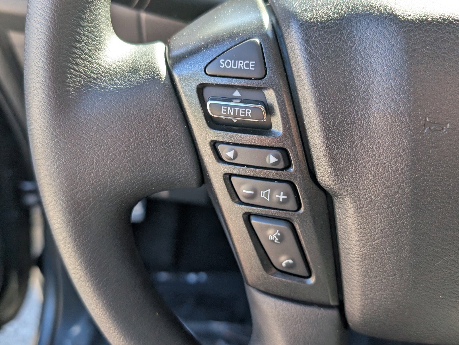 2024 Nissan Frontier King Cab® SV