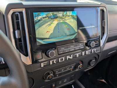 2025 Nissan Frontier Crew Cab SV