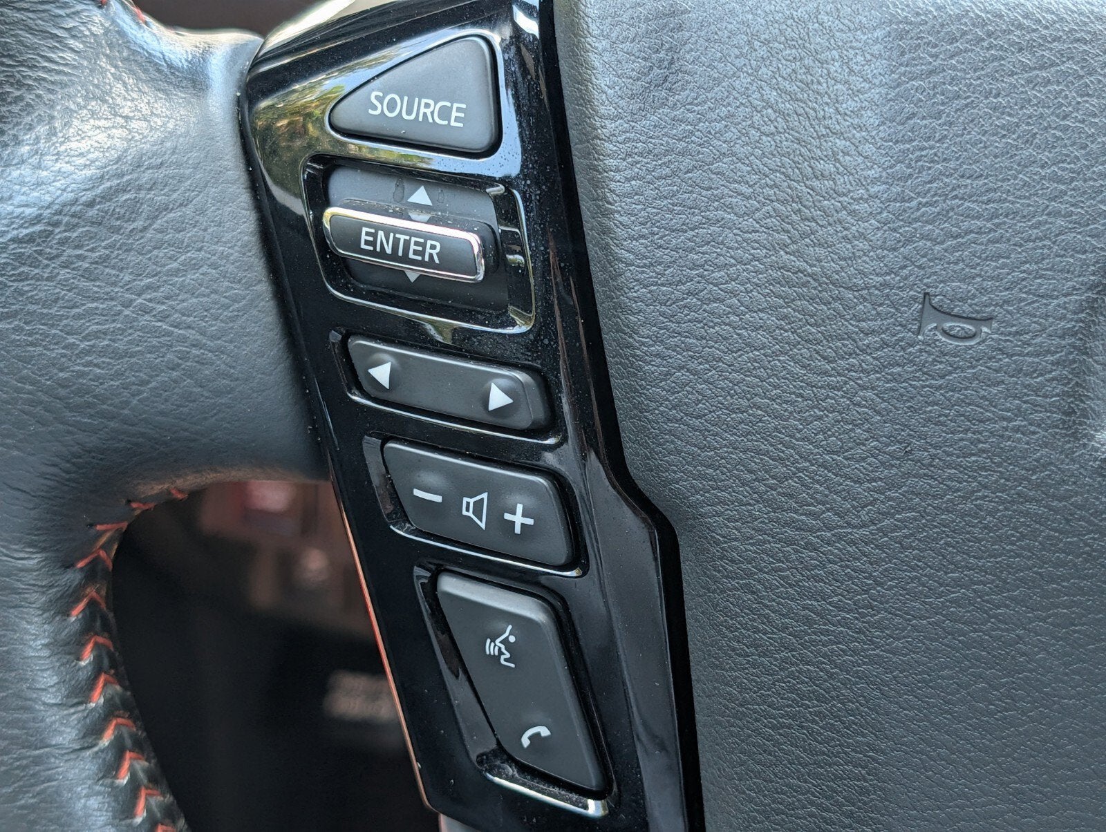2024 Nissan Frontier Crew Cab PRO-X®