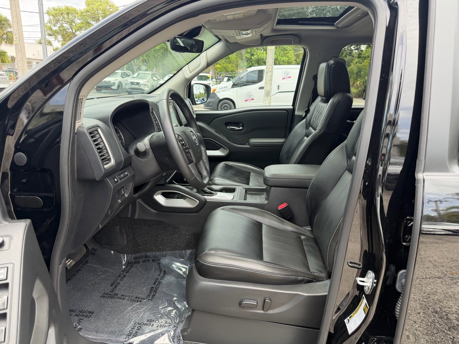 2024 Nissan Frontier Crew Cab SL