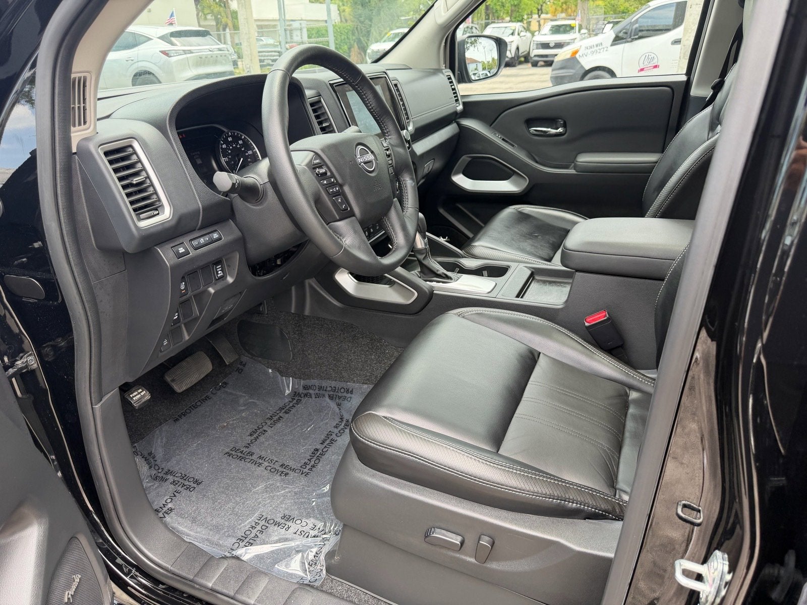 2024 Nissan Frontier Crew Cab SL