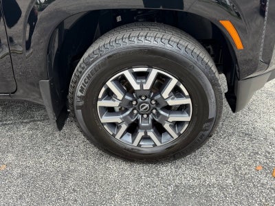 2024 Nissan Frontier Crew Cab SL