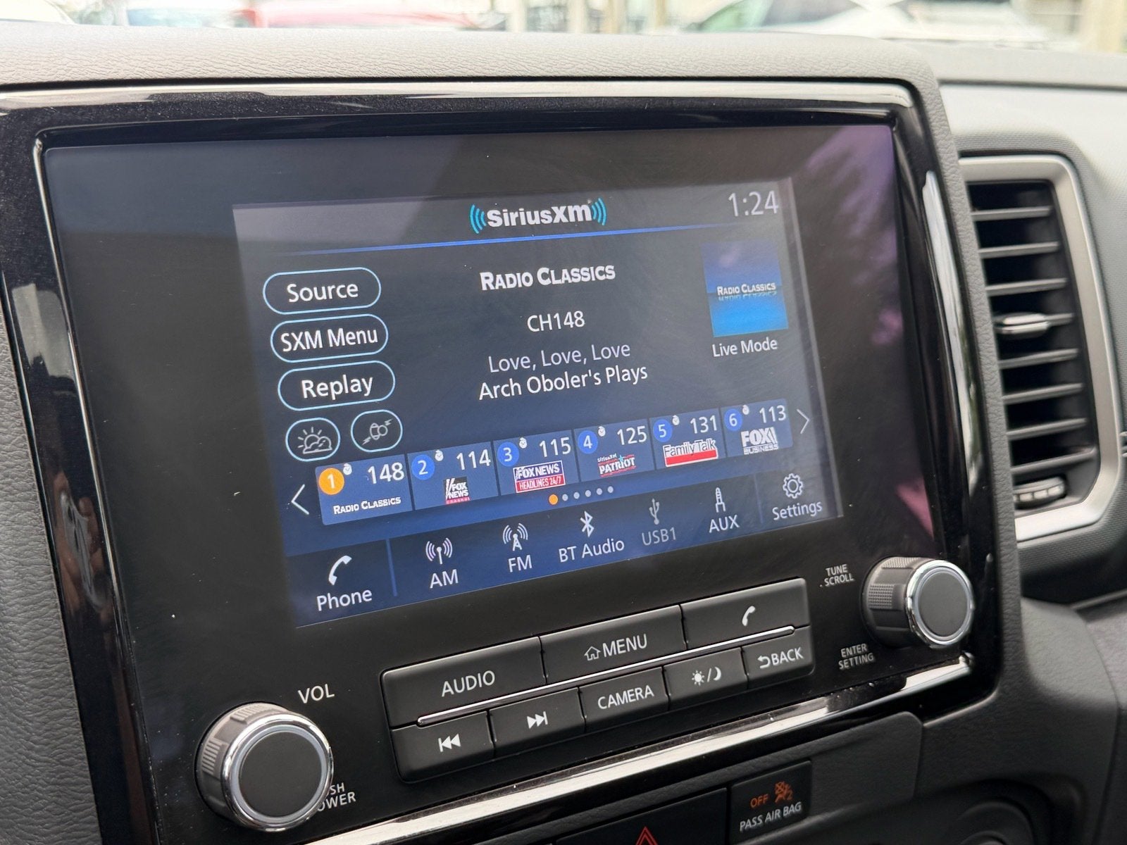 2024 Nissan Frontier Crew Cab SL