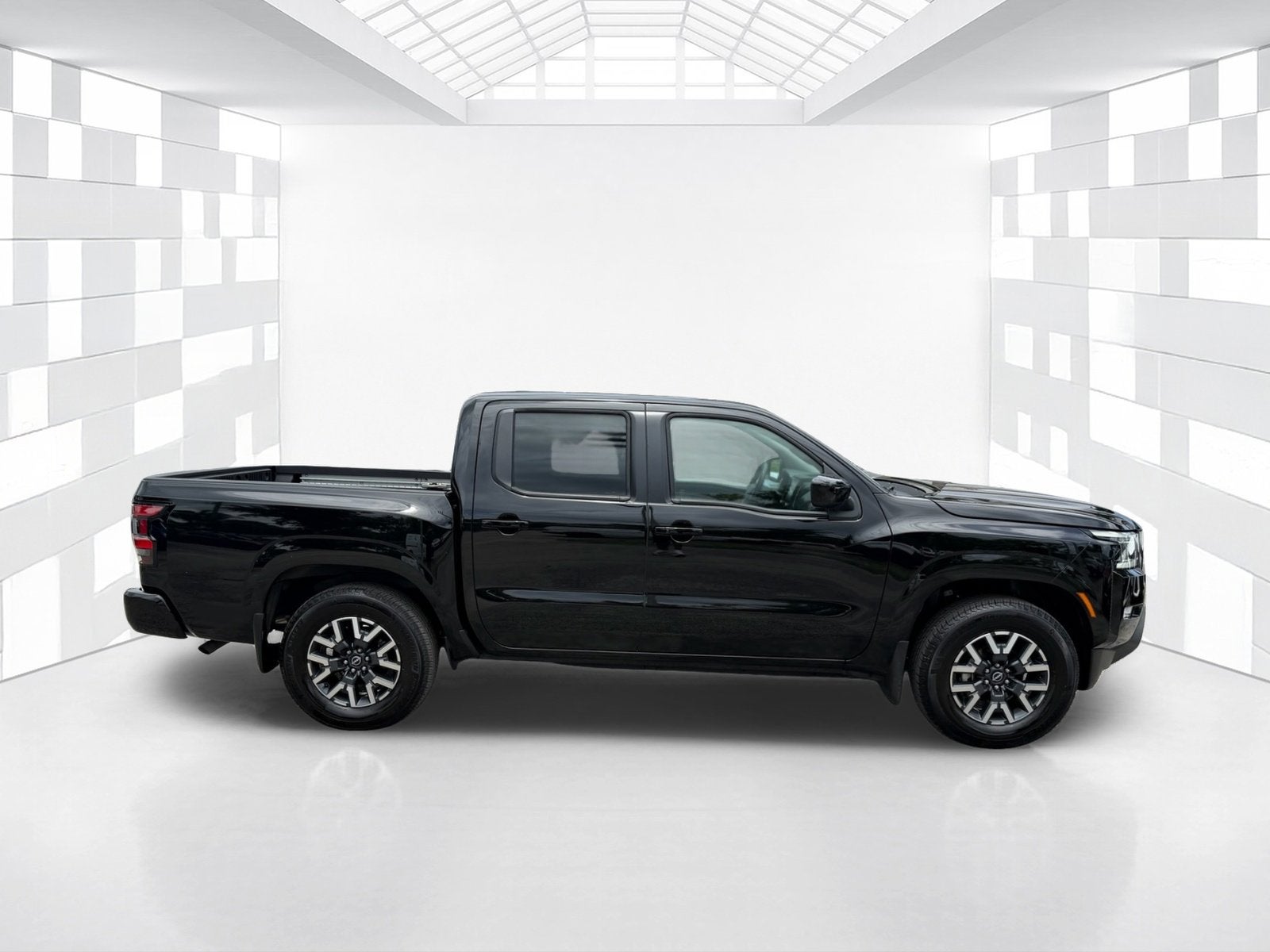 2024 Nissan Frontier Crew Cab SL