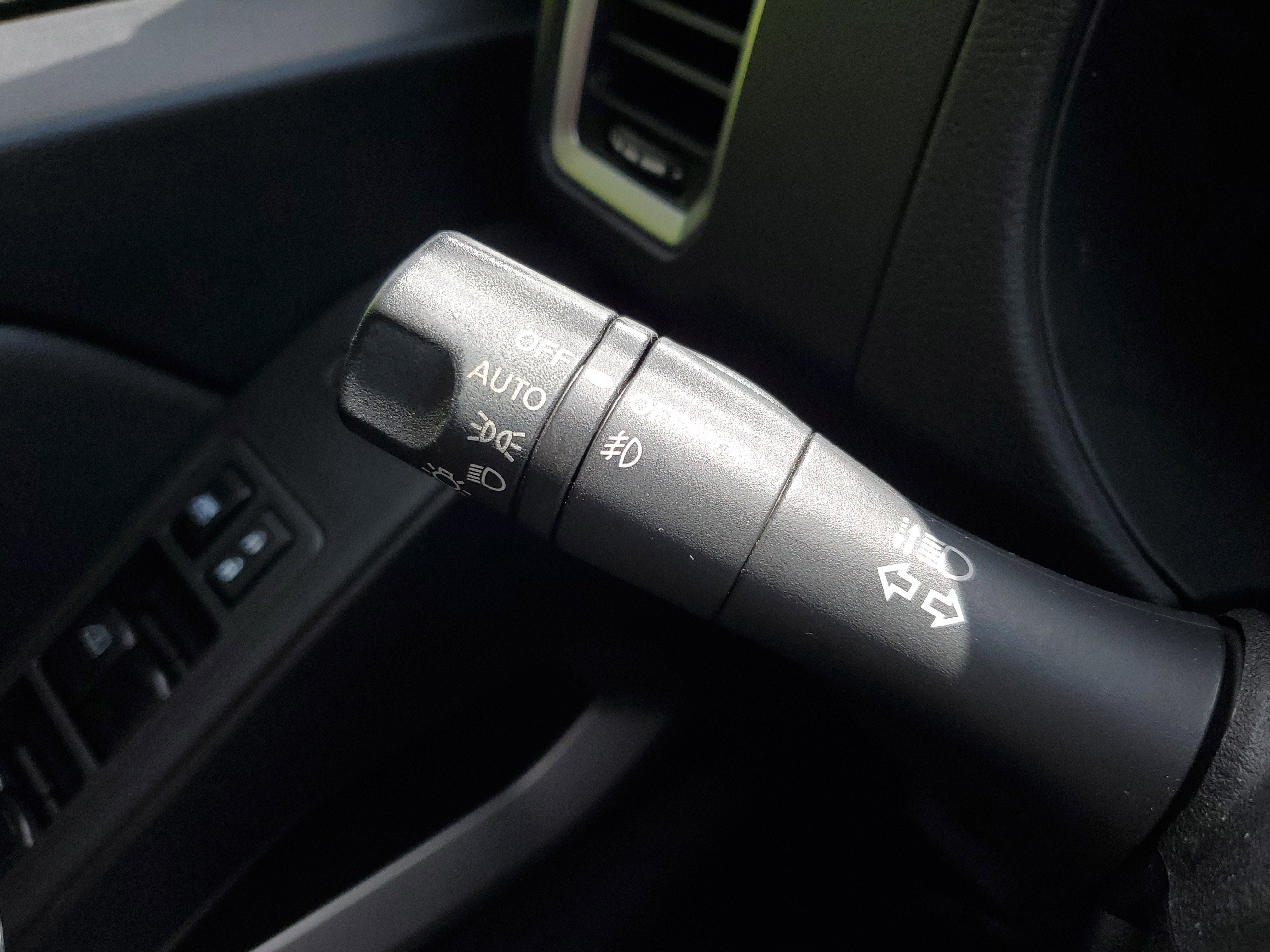 2023 Nissan Frontier Crew Cab SV