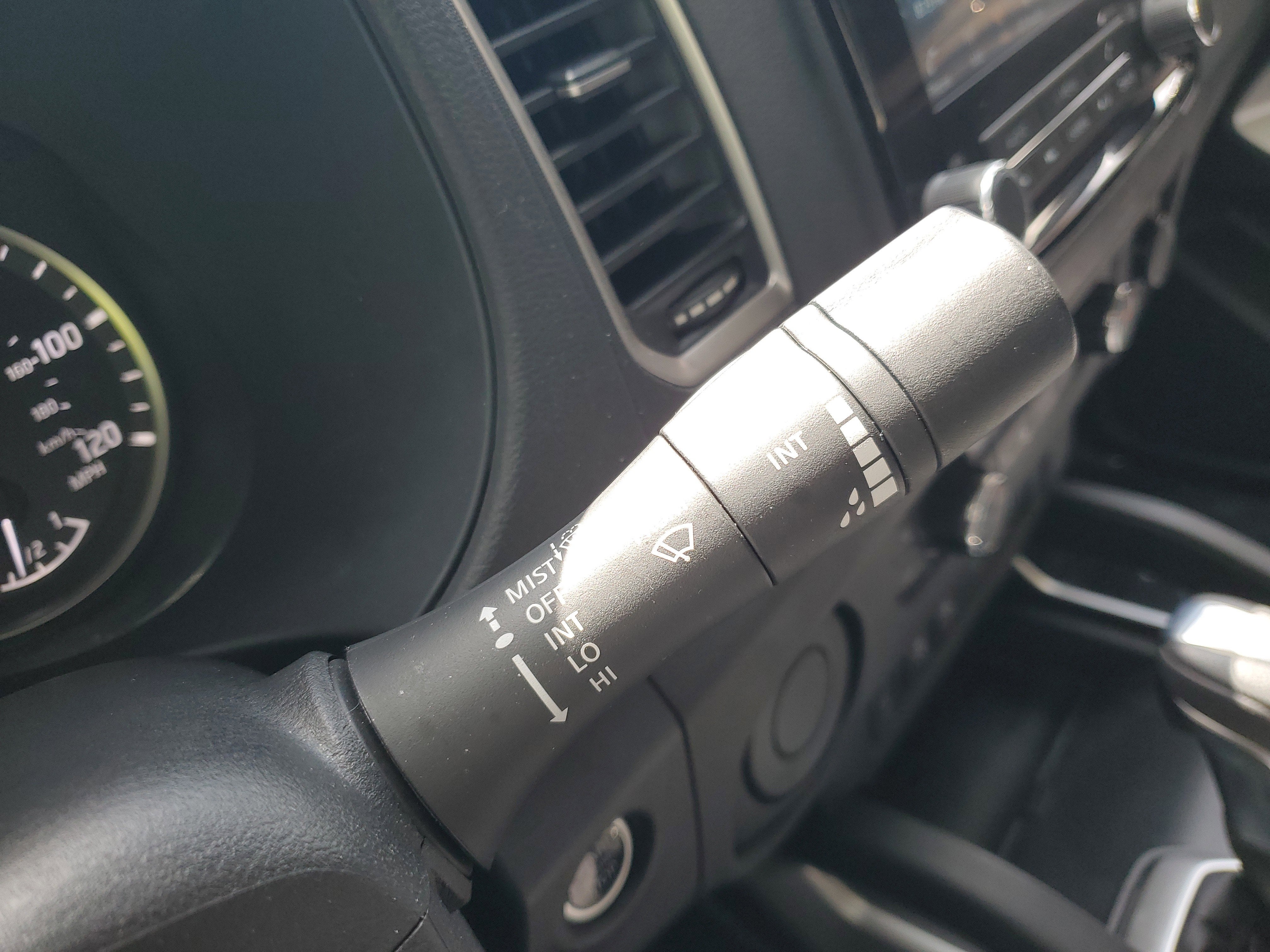 2023 Nissan Frontier Crew Cab SV