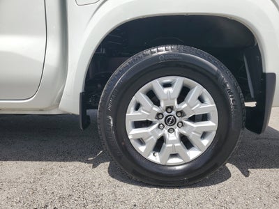 2023 Nissan Frontier Crew Cab SV