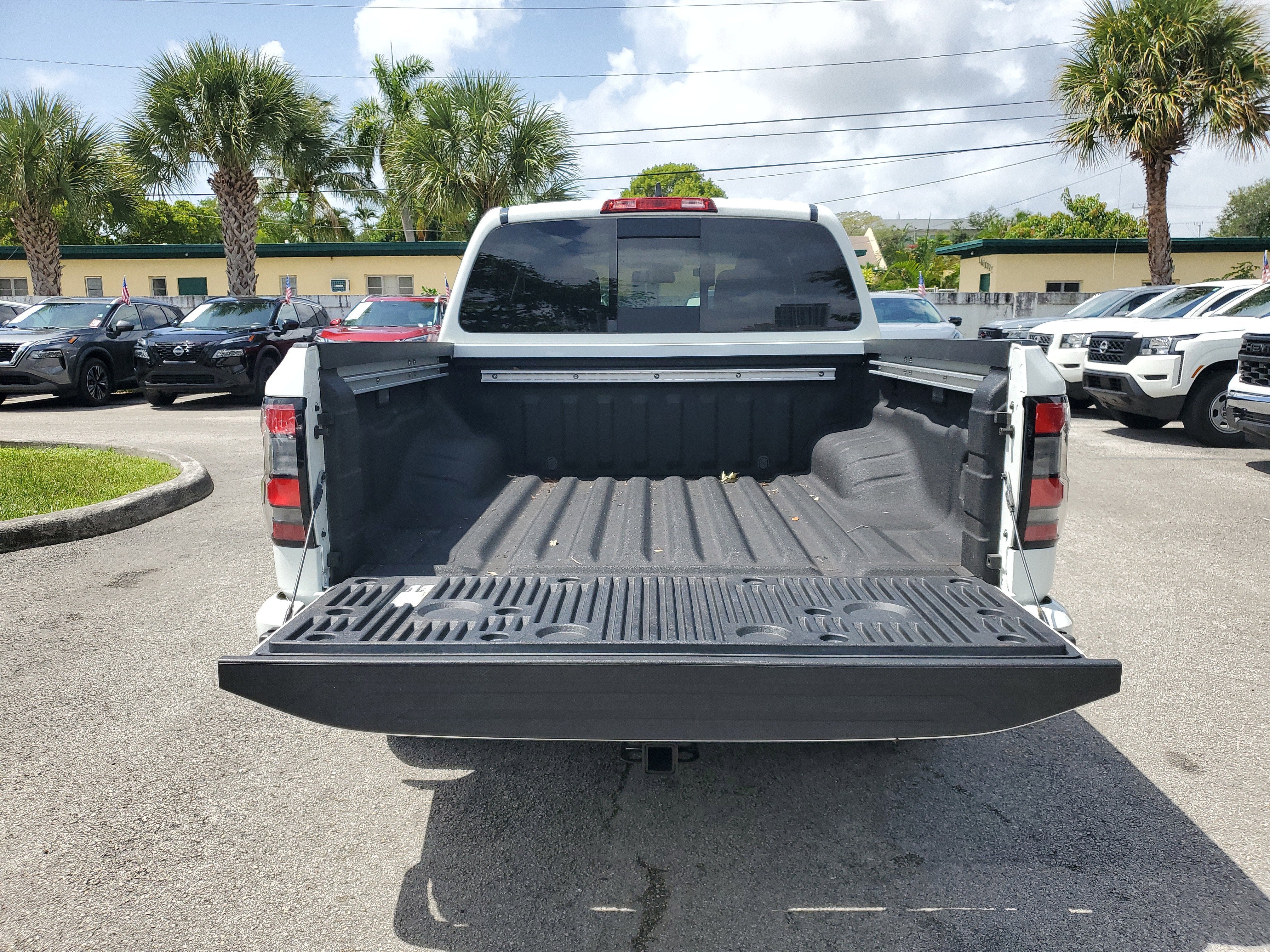 2023 Nissan Frontier Crew Cab SV