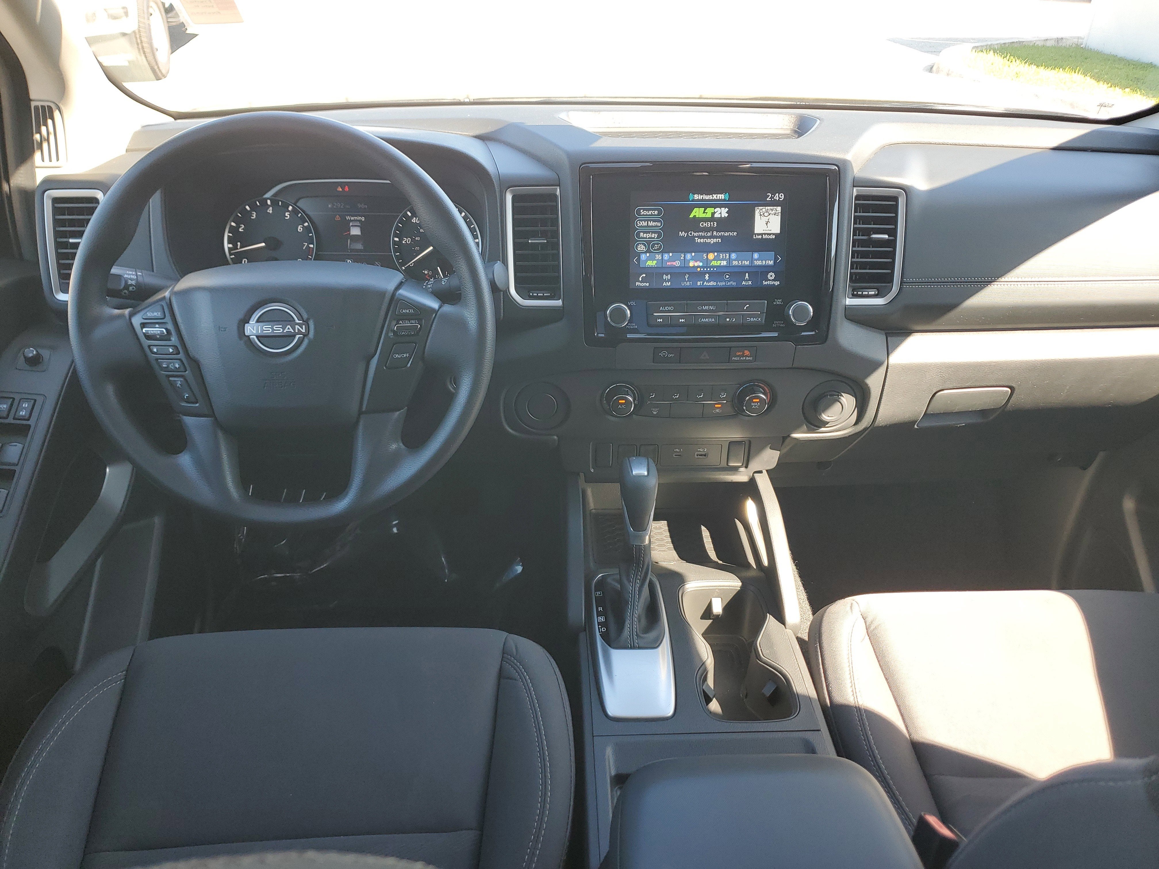 2024 Nissan Frontier SV