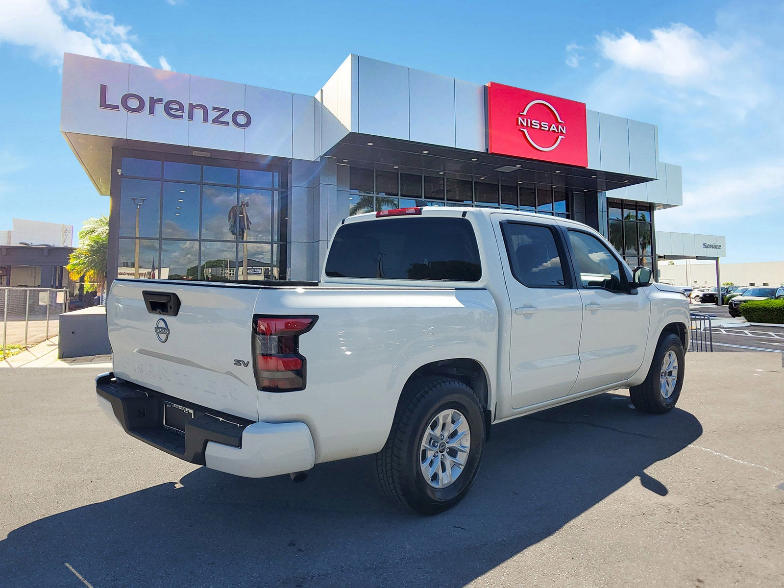 2024 Nissan Frontier SV