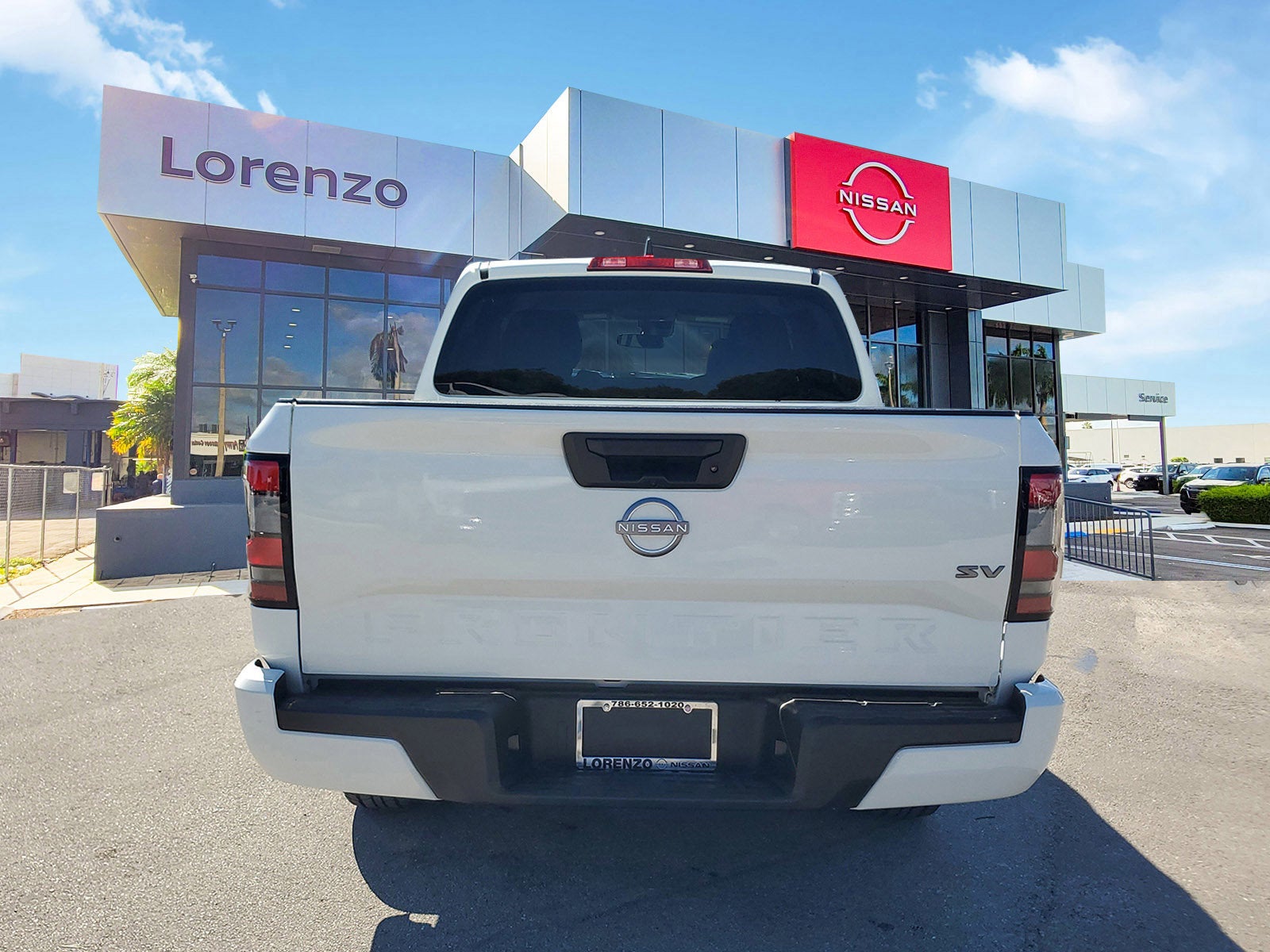 2024 Nissan Frontier SV