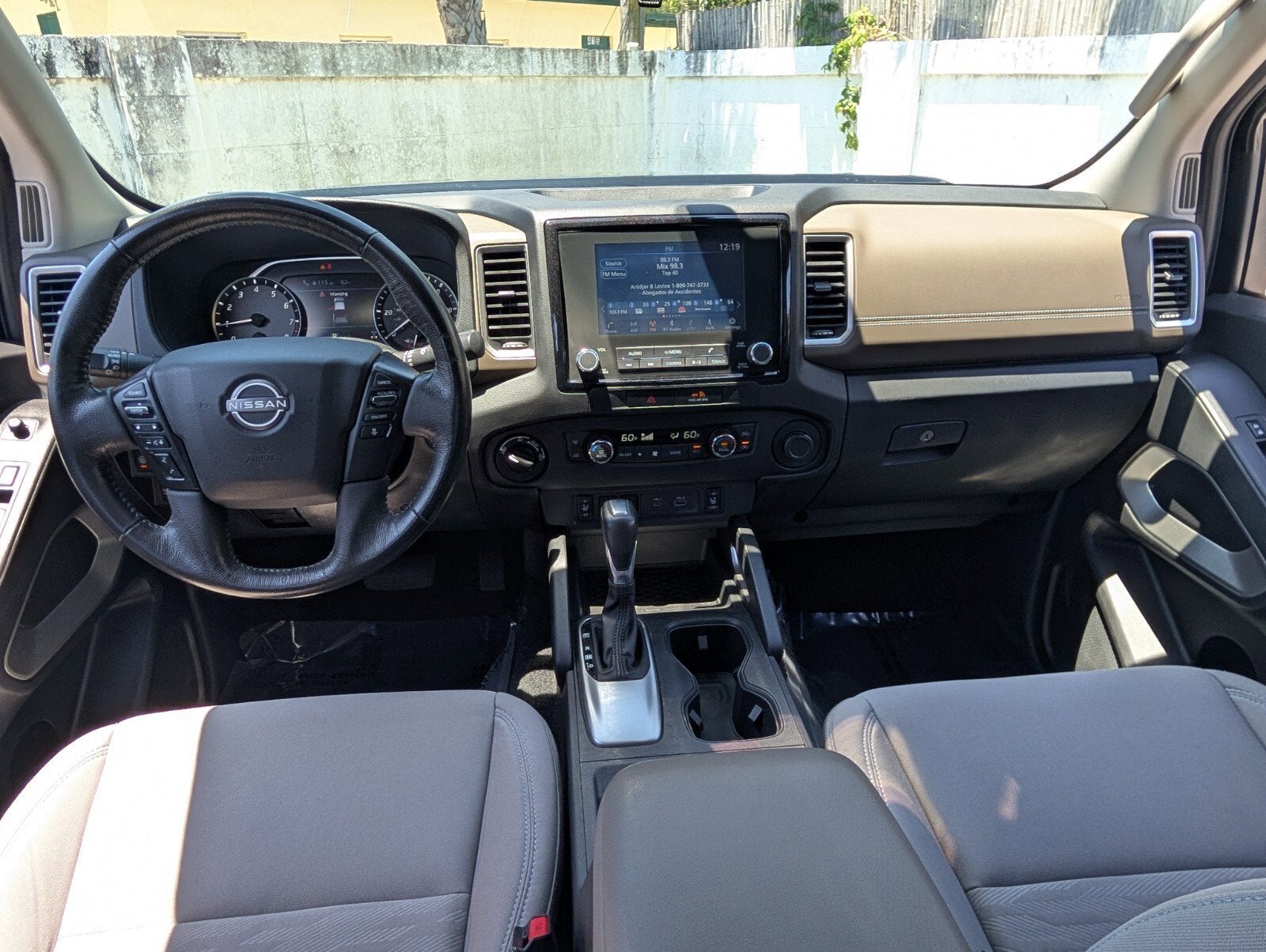 2022 Nissan Frontier Crew Cab SV