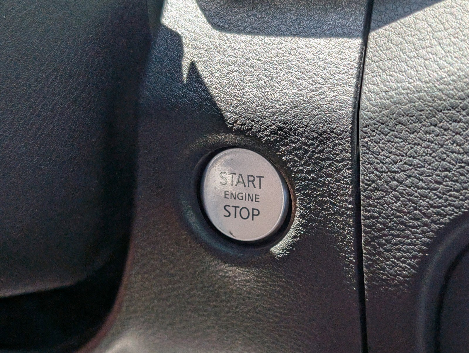 2022 Nissan Frontier Crew Cab SV