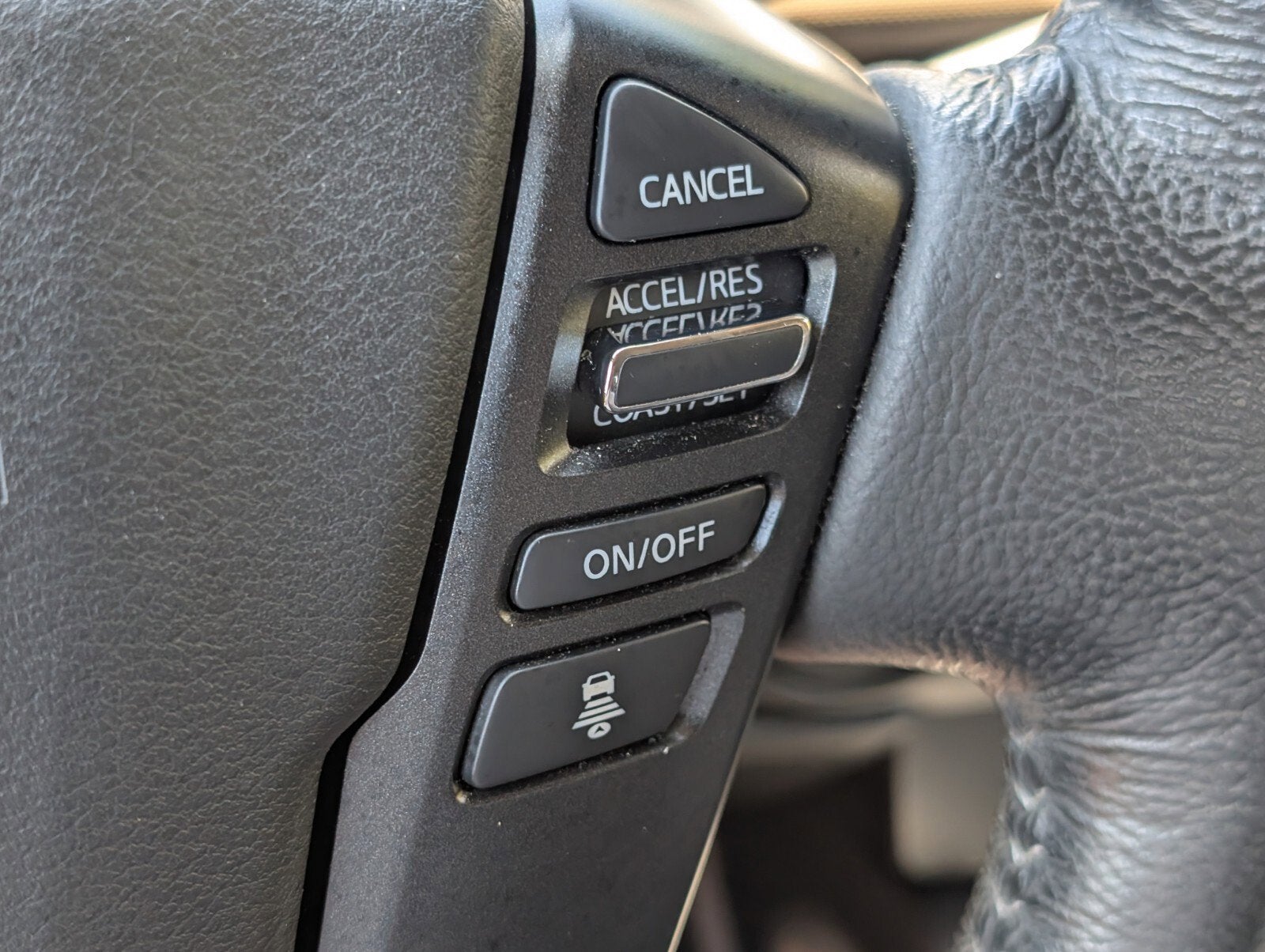 2022 Nissan Frontier Crew Cab SV
