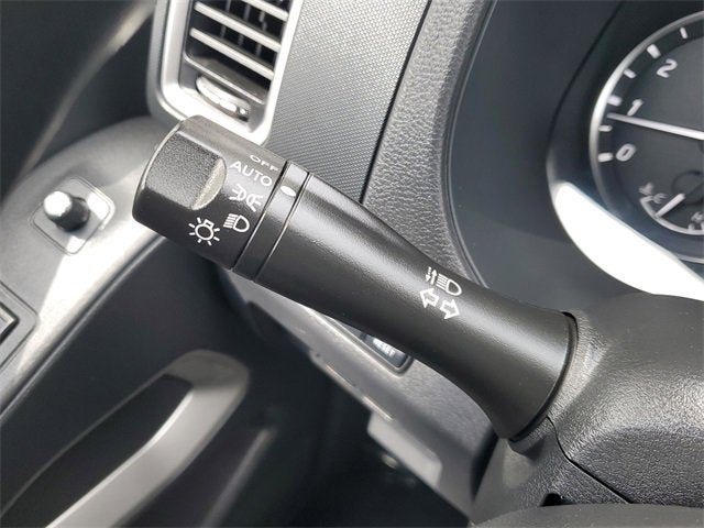 2023 Nissan Frontier Crew Cab SV