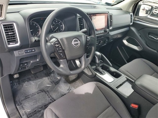 2023 Nissan Frontier Crew Cab SV