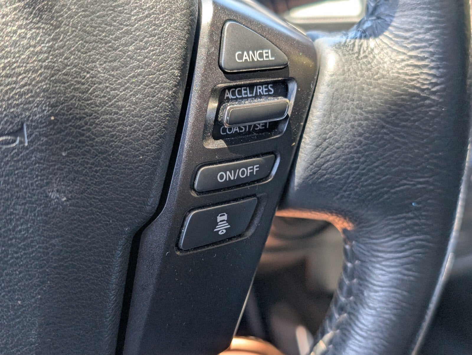 2023 Nissan Frontier Crew Cab SV