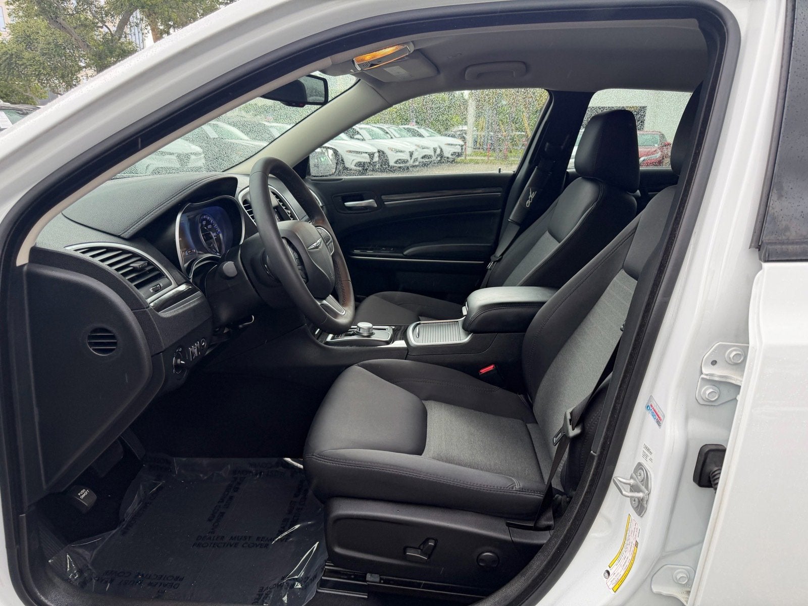 2022 Chrysler 300 Touring