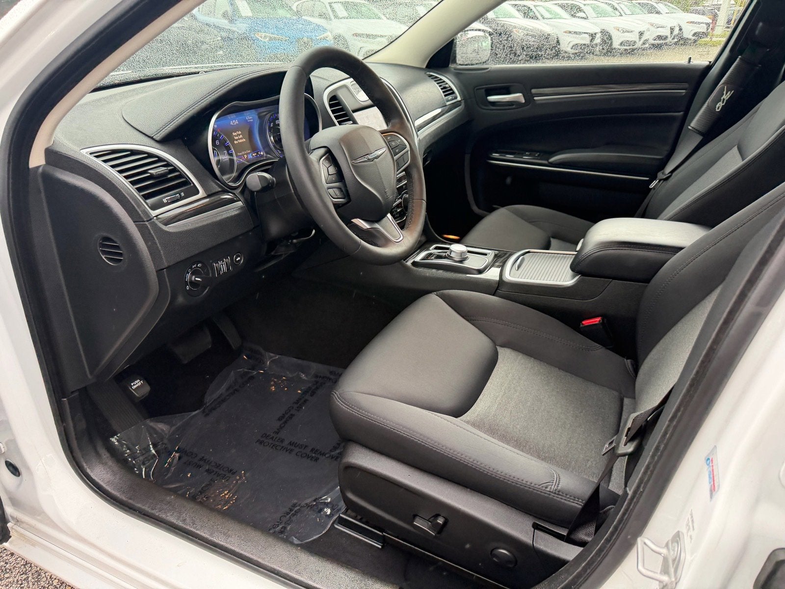 2022 Chrysler 300 Touring
