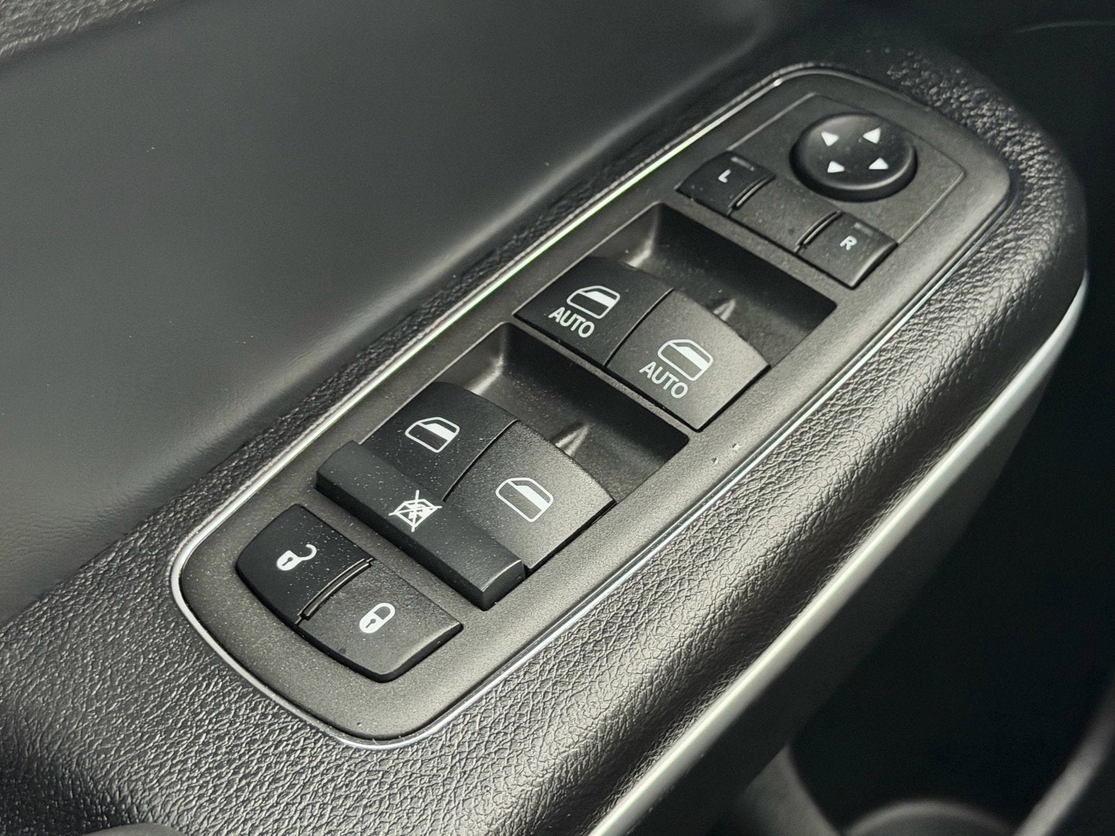 2022 Chrysler 300 Touring
