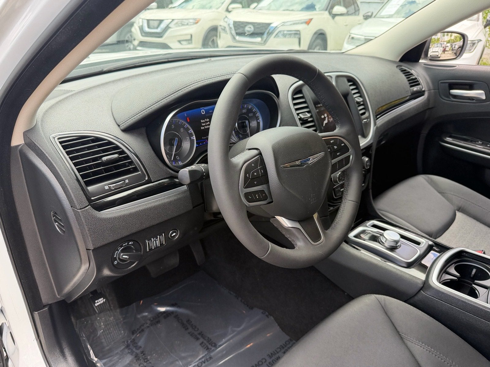 2023 Chrysler 300 Touring