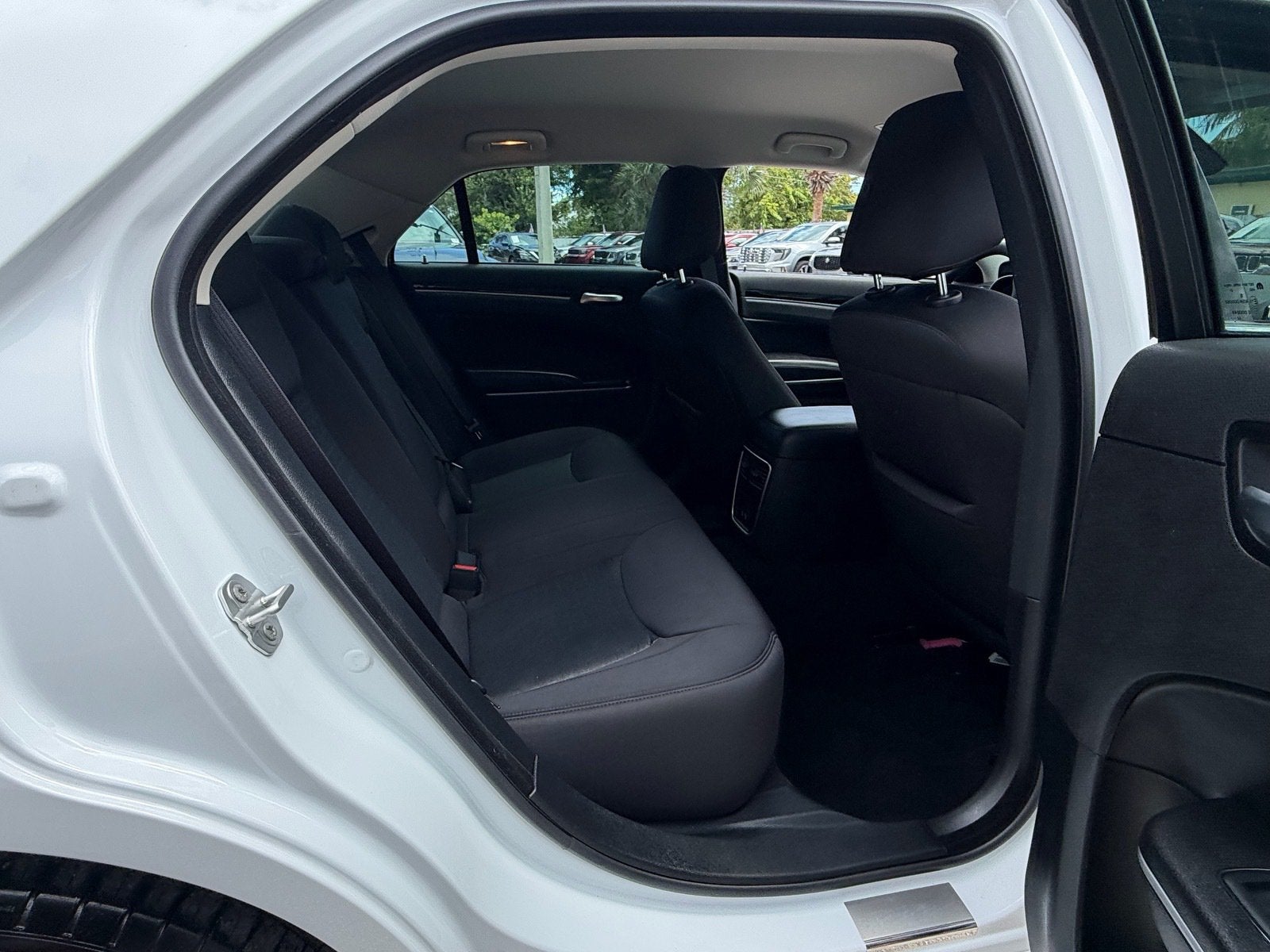 2023 Chrysler 300 Touring