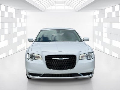 2023 Chrysler 300 Touring