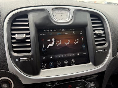 2023 Chrysler 300 Touring