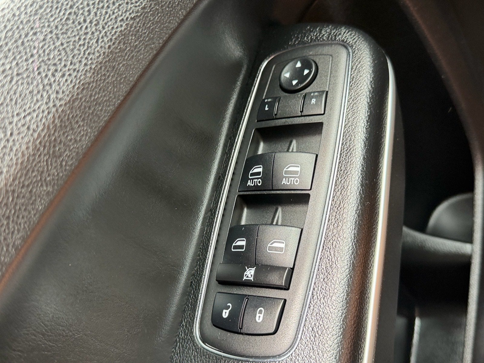 2023 Chrysler 300 Touring