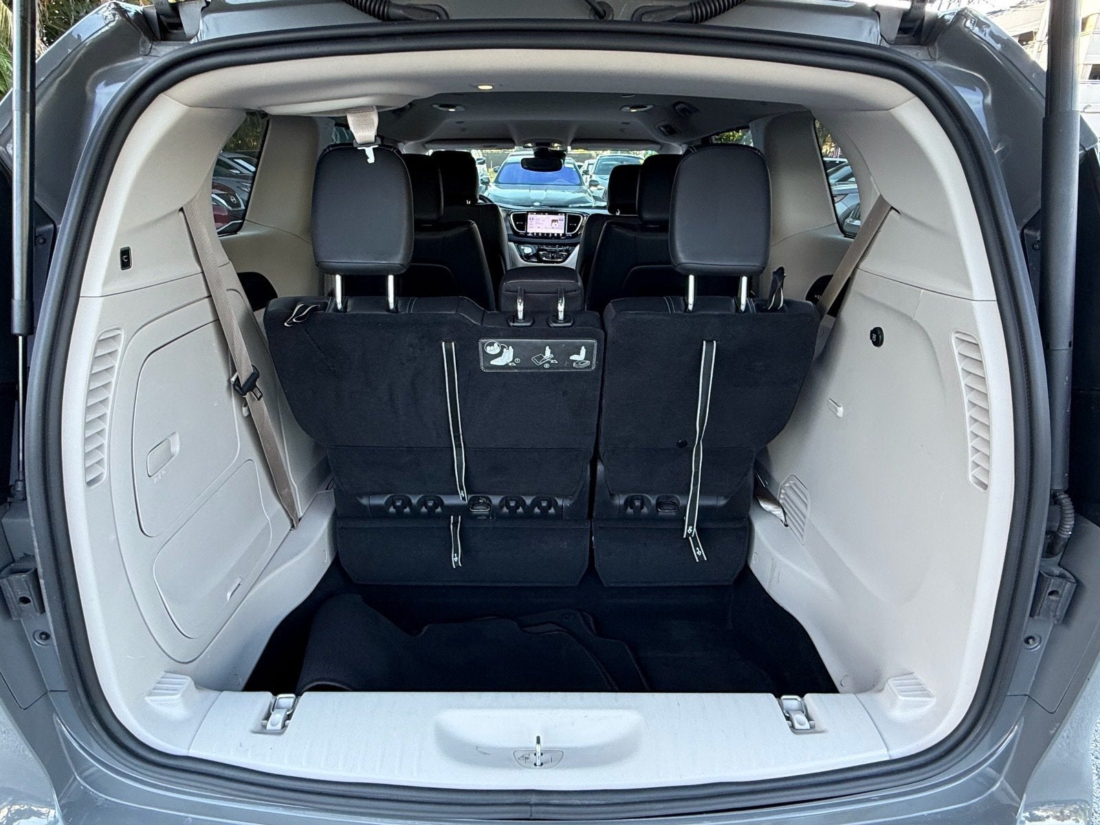 2021 Chrysler Pacifica Hybrid Touring L