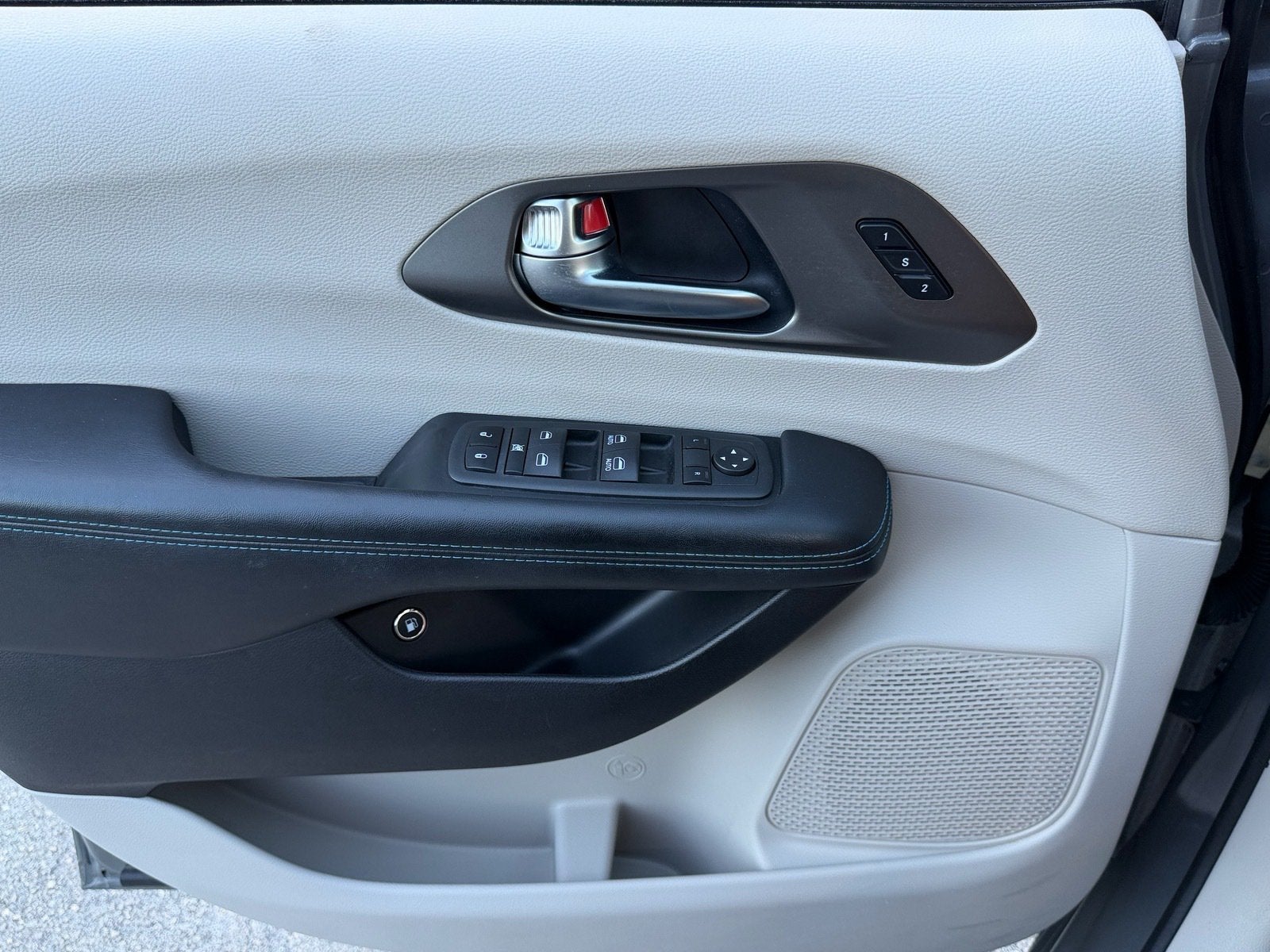2021 Chrysler Pacifica Hybrid Touring L