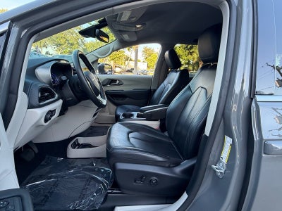 2021 Chrysler Pacifica Hybrid Touring L