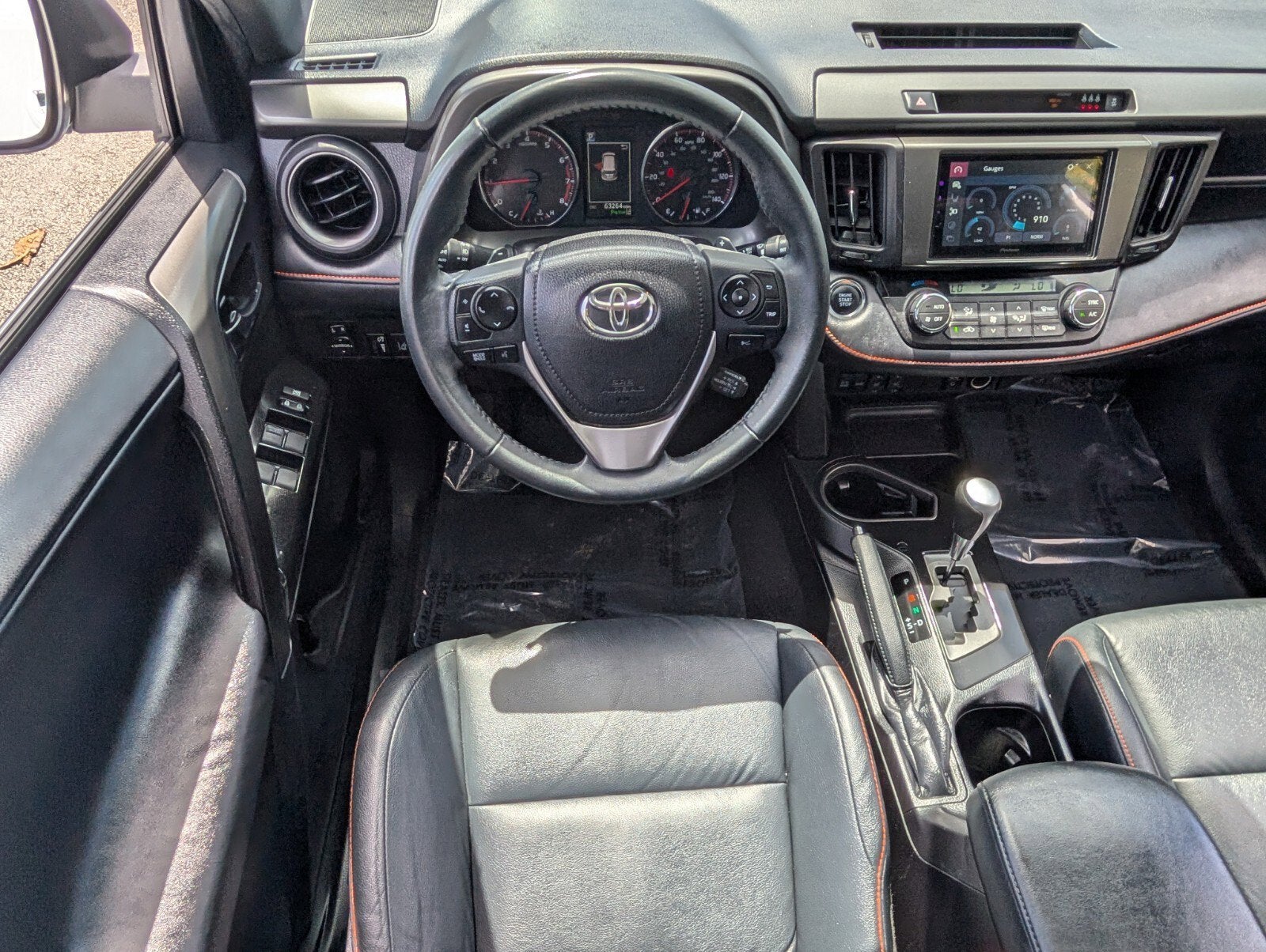 2017 Toyota RAV4 SE