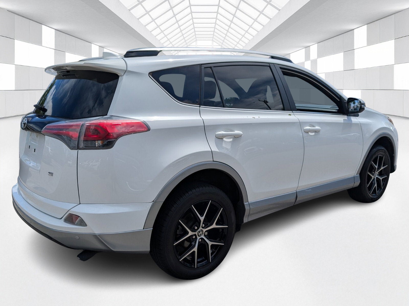 2017 Toyota RAV4 SE