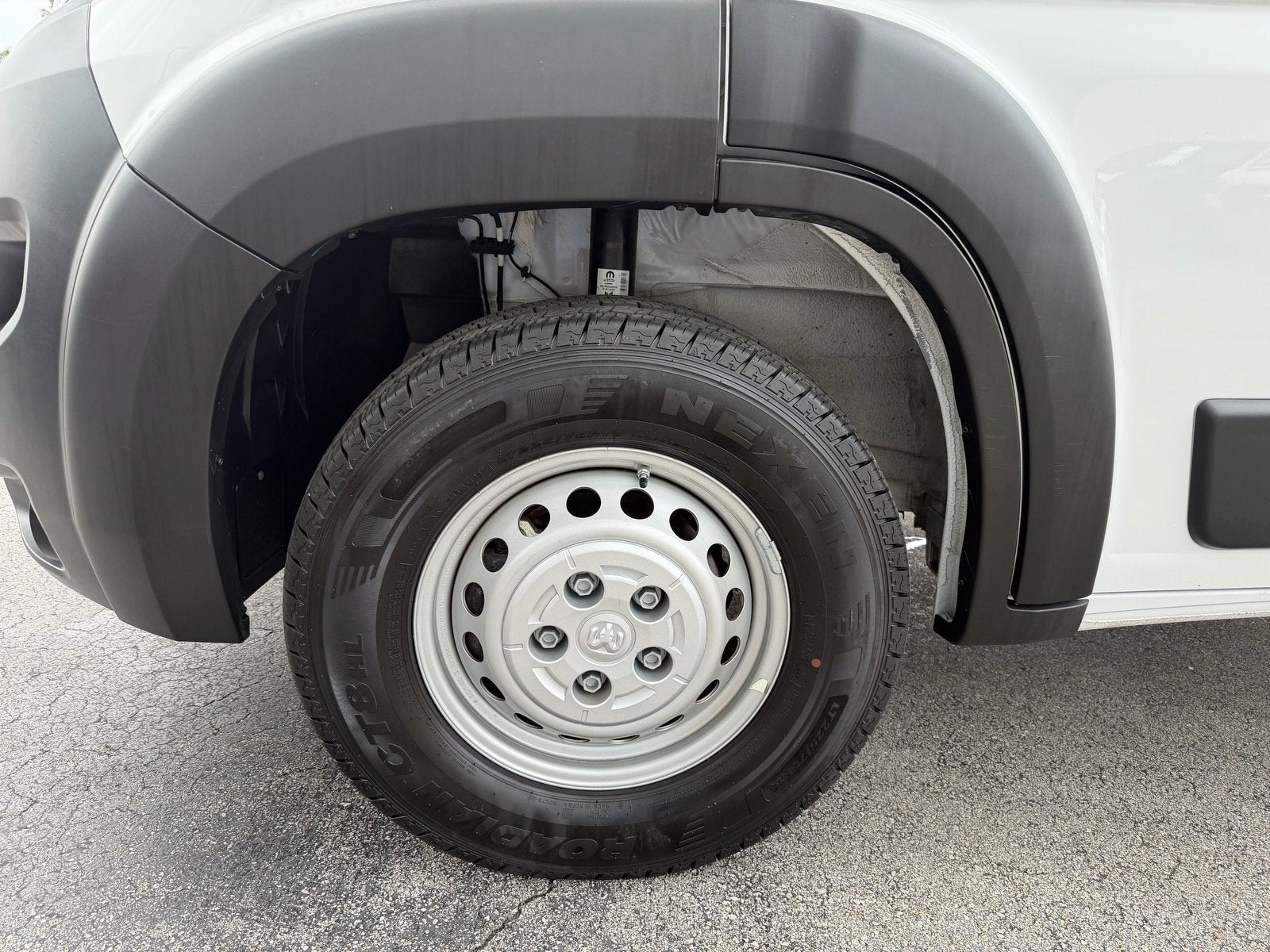 2026 RAM ProMaster Cargo Van Tradesman
