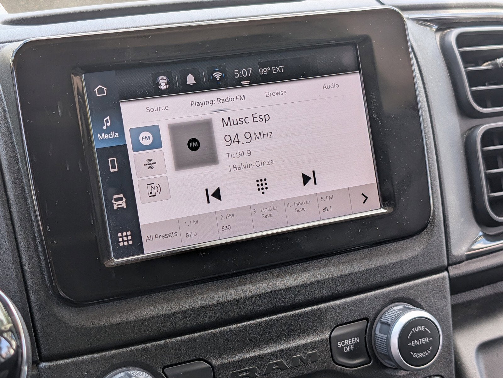 2026 RAM ProMaster Cargo Van Tradesman
