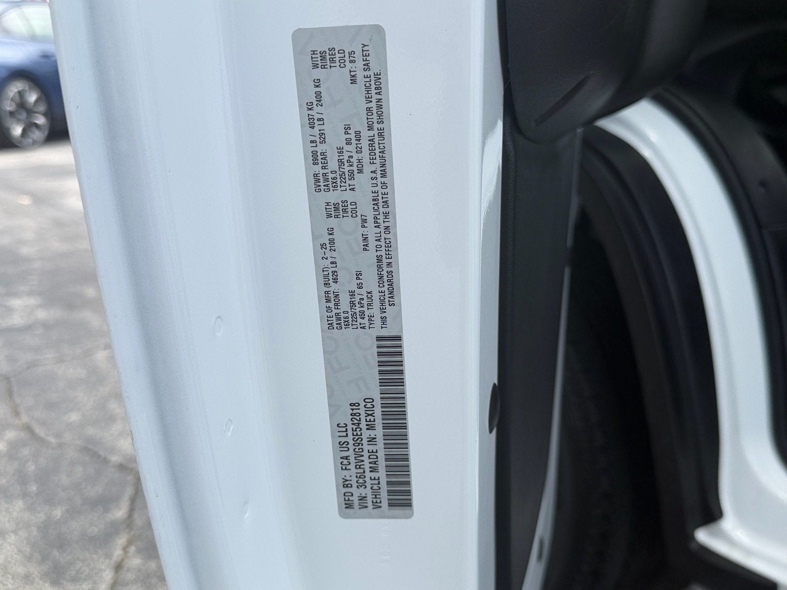 2025 RAM ProMaster Cargo Van Tradesman